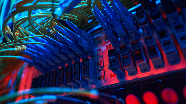 Bestehende Server und Anwendungen können weiter genutzt werden.